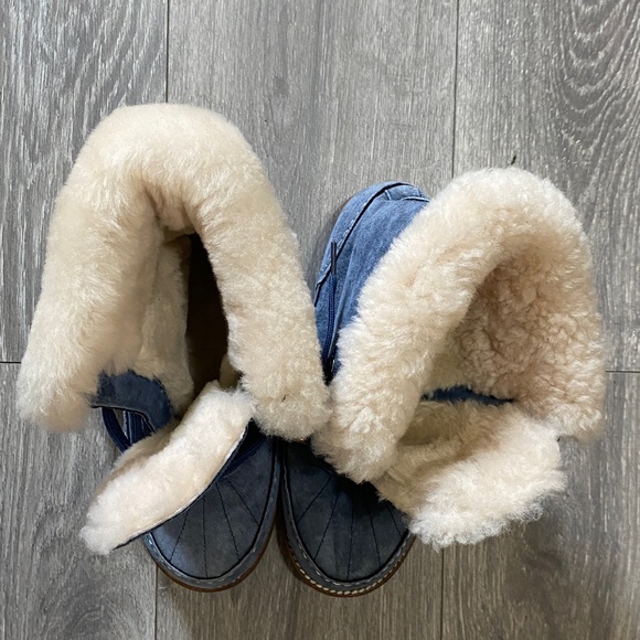 LAMO Kids Denim Blue Boots with Cream Fur - Picture 3 of 4